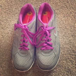 Sketchers Memory foam never worn